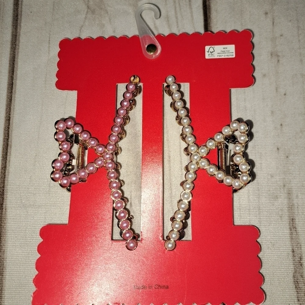 Piper K Claw Clips One Bead Missing See Photos